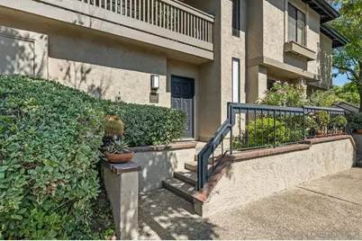  6028 Gaines St, San Diego, CA 92110 - Photo 3