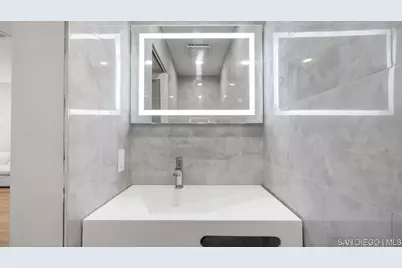  8301 Rio San Diego Dr #7, San Diego, CA 92108 - Photo 9