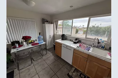  2028 Thomas Ave, San Diego, CA 92109 - Photo 43