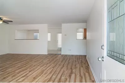  2028 Thomas Ave, San Diego, CA 92109 - Photo 5
