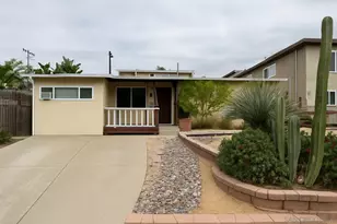 2028 Thomas Ave, San Diego, CA 92109 - Photo 1