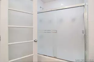 2028 Thomas Ave, San Diego, CA 92109 - Photo 23