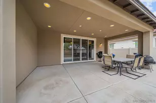 35160 Mahogany Glen Dr, Winchester, CA 92596 - Photo 5