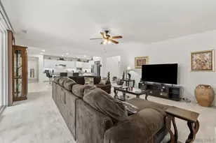 35160 Mahogany Glen Dr, Winchester, CA 92596 - Photo 7