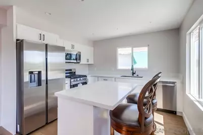  752 W 9th Avenue, Escondido, CA 92025 - Photo 5