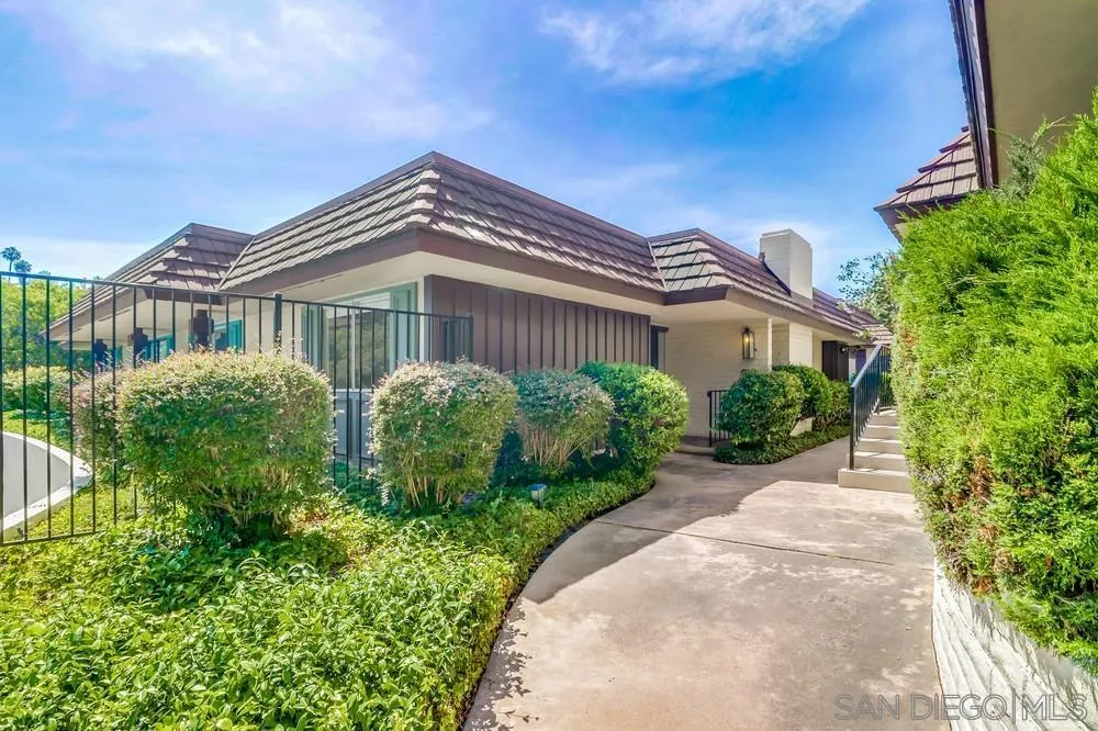 4402 Collwood Ln, San Diego, CA 92115 - MLS 250040277 - Coldwell Banker