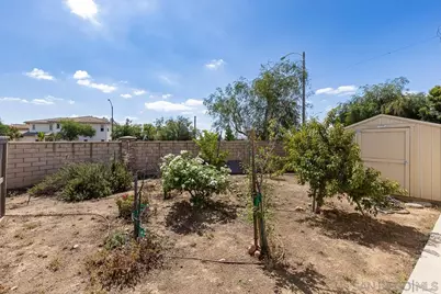  705 Sungold Way, Escondido, CA 92027 - Photo 27