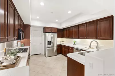  2770 Piantino Cir, San Diego, CA 92108 - Photo 3