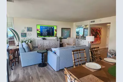  1730 Avenida Del Mundo #402, Coronado, CA 92118 - Photo 5