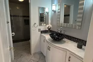 2410 Albatross St, San Diego, CA 92101 - Photo 21