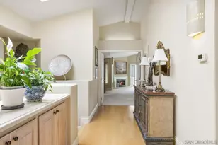 1363 Caminito Batea, La Jolla, CA 92037 - Photo 11