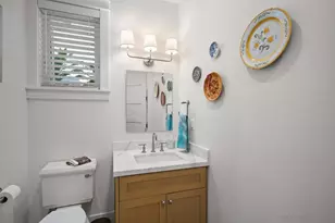 548 G Ave, Coronado, CA 92118 - Photo 17