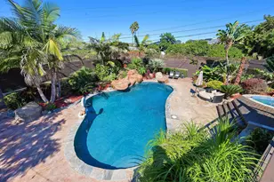 3585 Addison, San Diego, CA 92106 - Photo 1