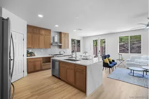 1120 Parkview Dr, Oceanside, CA 92057 - Photo 1