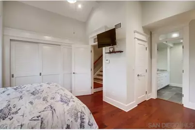  240 B Avenue, Coronado, CA 92118 - Photo 29