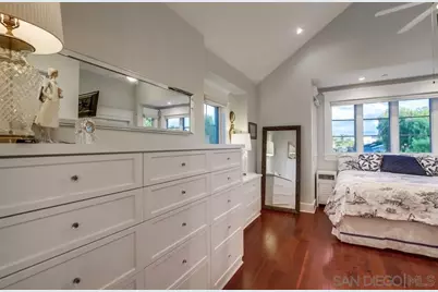  240 B Avenue, Coronado, CA 92118 - Photo 31