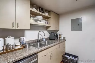  425 W Beech #302, San Diego, CA 92101 - Photo 9