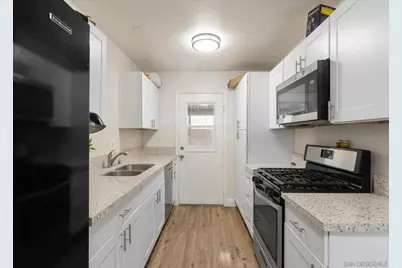  1060 E Washington Ave #5, Escondido, CA 92025 - Photo 13