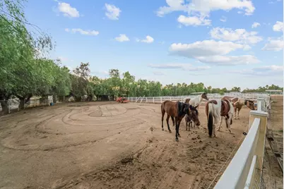  30920 Palm Ave, Hemet, CA 92543 - Photo 41