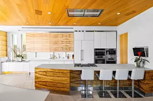 6653 Neptune, La Jolla, CA 92037 - Photo 3