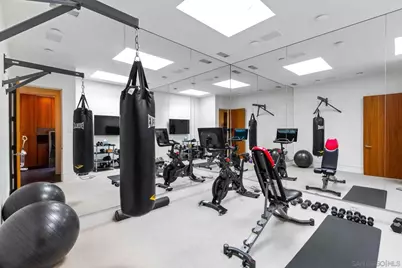  6653 Neptune, La Jolla, CA 92037 - Photo 33