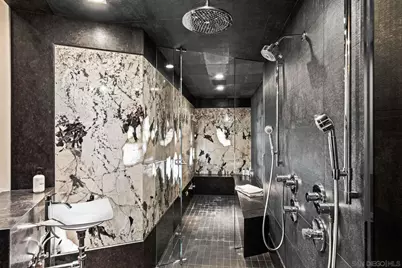  6653 Neptune, La Jolla, CA 92037 - Photo 23