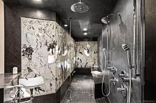 6653 Neptune, La Jolla, CA 92037 - Photo 23