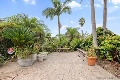  7202 Via Capri, La Jolla, CA 92037 - Photo 13
