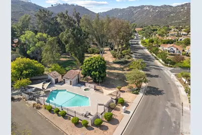  2119 Royal Lytham Gln, Escondido, CA 92026 - Photo 25