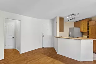 9785 Mesa Springs Way, San Diego, CA 92126 - Photo 13