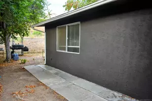 9726 Ivanho St, Spring Valley, CA 91977 - Photo 11