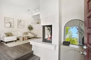 3275 Caminito Eastbluff, La Jolla, CA 92037 - Photo 3