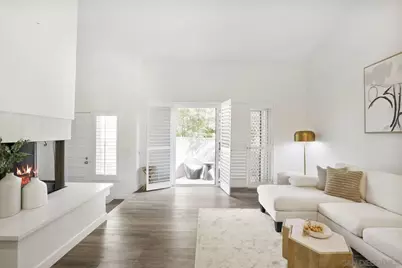  3275 Caminito Eastbluff #203, La Jolla, CA 92037 - Photo 5