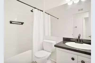  3275 Caminito Eastbluff #203, La Jolla, CA 92037 - Photo 21