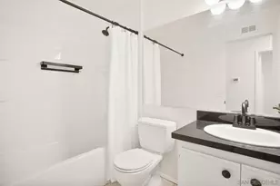 3275 Caminito Eastbluff, La Jolla, CA 92037 - Photo 21