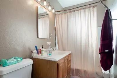  811 S 32nd St, San Diego, CA 92113 - Photo 15