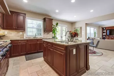  15609 Hayden Lake Place, San Diego, CA 92127 - Photo 13
