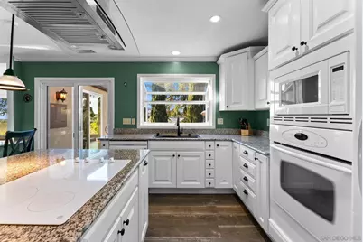  29059 Meadow Glen Way W, Escondido, CA 92026 - Photo 13