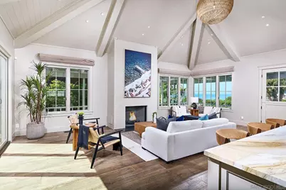  119 10th St, Del Mar, CA 92014 - Photo 3