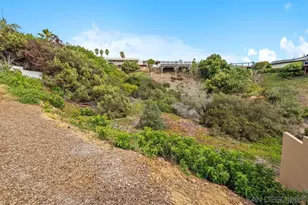 5851 Box Canyon Rd, La Jolla, CA 92037 - Photo 35