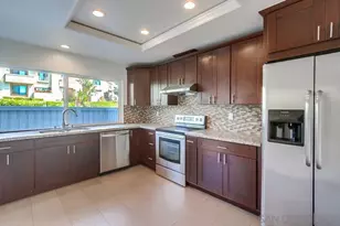 8280 Caminito Sonoma, La Jolla, CA 92037 - Photo 5