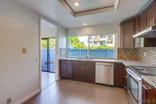 8280 Caminito Sonoma, La Jolla, CA 92037 - Photo 7