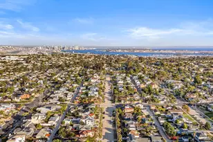 4377 Newport, San Diego, CA 92107 - Photo 15