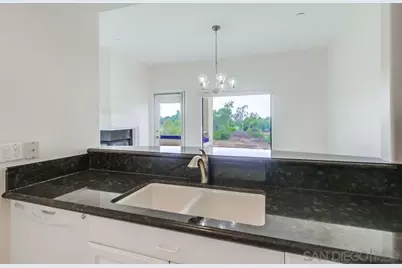  12122 Royal Birkdale Row #403, San Diego, CA 92128 - Photo 9