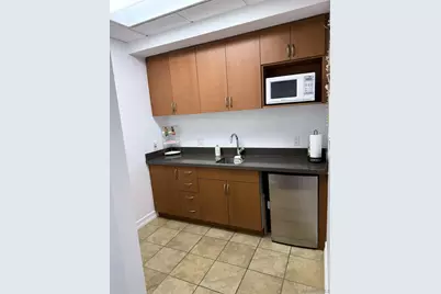  1940 Garnet Ave, San Diego, CA 92109 - Photo 9