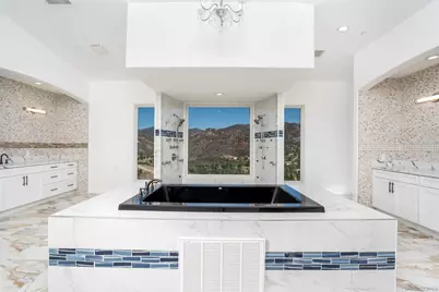  3034 Mountain View Dr, Escondido, CA 92027 - Photo 25