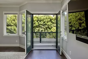 6411 Dowling Dr, La Jolla, CA 92037 - Photo 23