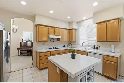  10836 Stoney Creek Ct, Santee, CA 92071 - Photo 3