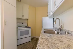 2125 Reed Ave, San Diego, CA 92109 - Photo 11