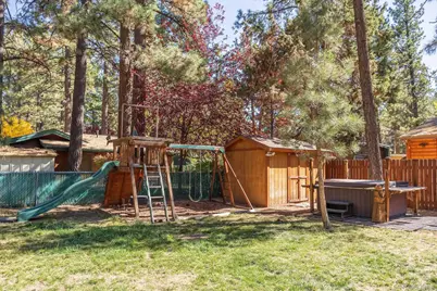  936 Wendy Ave, Big Bear City, CA 92314 - Photo 31